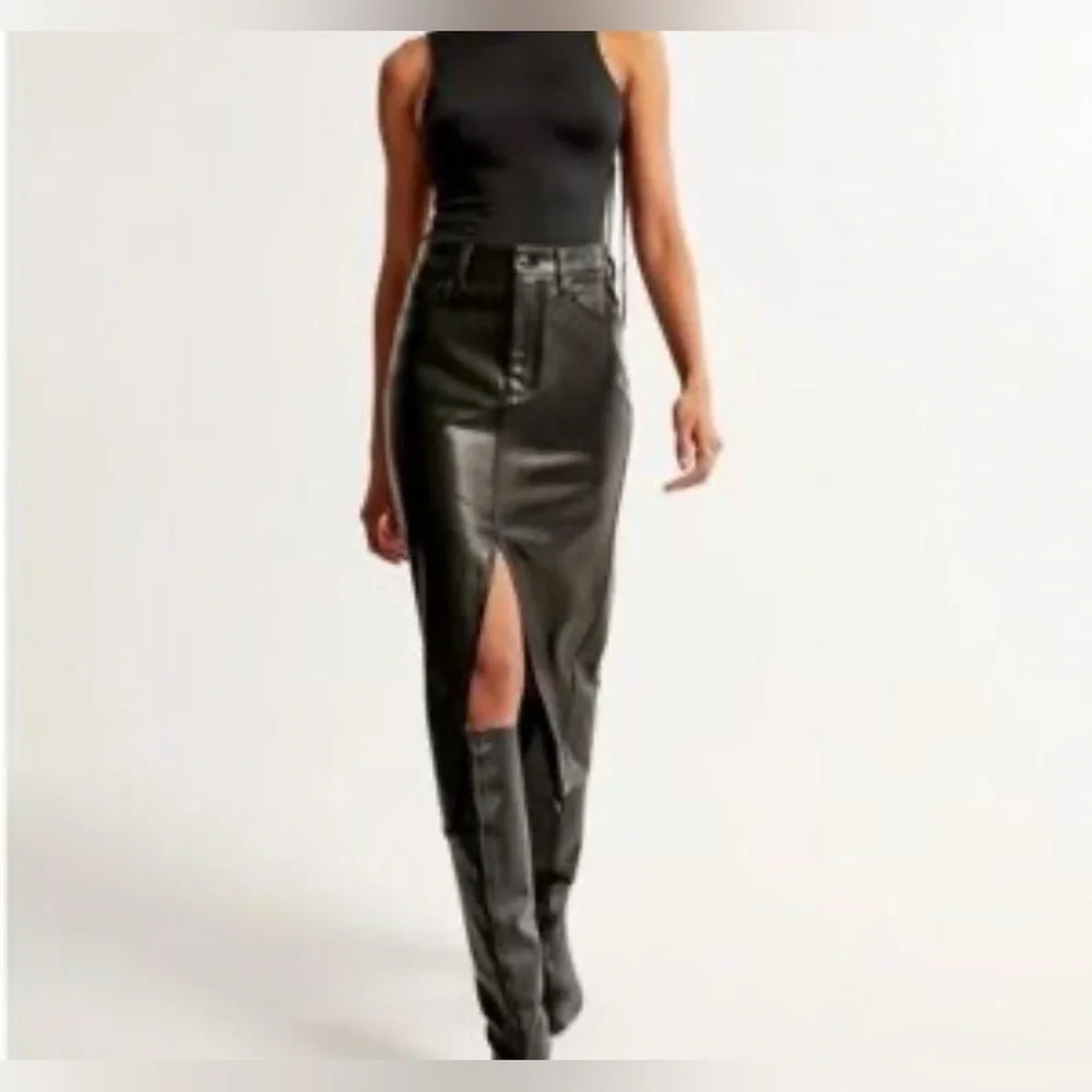 Abercrombie & Fitch | Black Faux Leather Midi Skirt | M | NWT